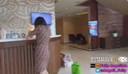 Nonton film Kenikmatan Luar Biasa Cek in Dengan Pramugari Cantik terbaru di Dutamovie21 Nonton film Kenikmatan Luar Biasa Cek in Dengan Pramugari Cantik terbaru di Dutamovie21